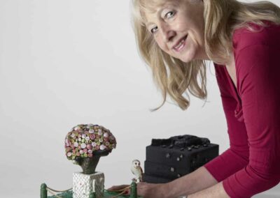 Glass Sculpture by Deborah Timperley. Part of the Ode to Alzheimer's series